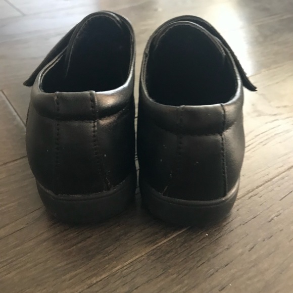 Toddler Boy's Dress Shoes - Picture 4 of 9